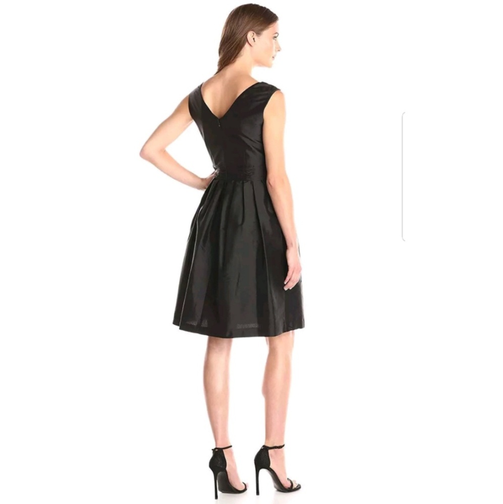 NWOT | Ellen Tracy V Neck Fit & Flare Black Dress - Picture 2 of 6
